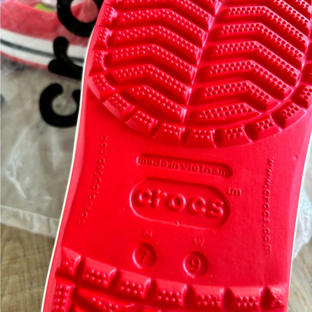 Red Crocs - Picture 2 of 2